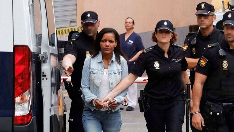 ¿Cómo se cuela un móvil en una cárcel como Brieva? La importancia de las cadenas de favores