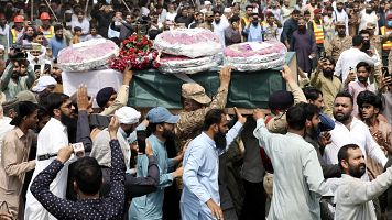 Funeral de las vctimas del ataque indio con misiles en Muridke, provincia de Punjab, Pakistn, 07 de mayo de 2025.