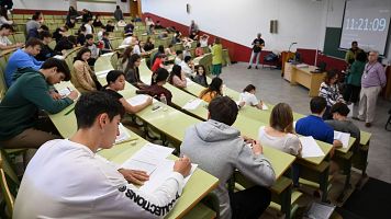 Dos mil alumnos comienzan la EBAU en León, provincia que coordina la prueba en la Comunidad