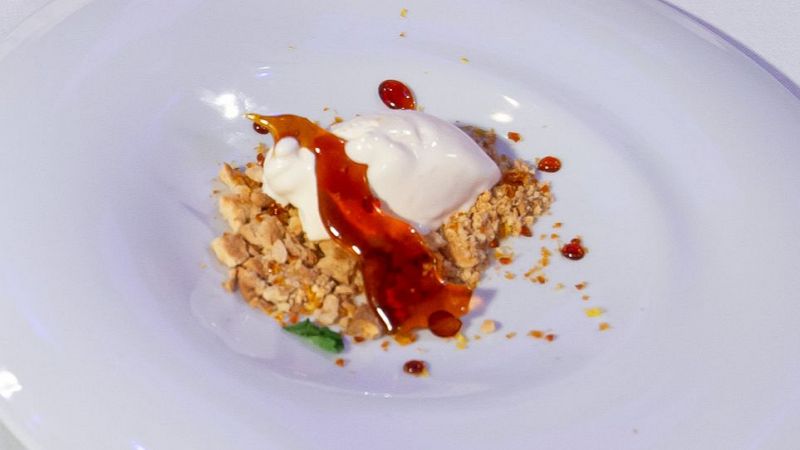 Receta de helado de tarta de queso con crumble de galleta de Gabriela en MasterChef 13