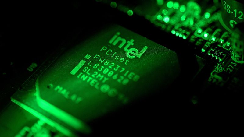 Intel resolverá antes de final de mes los fallos de sus microchips