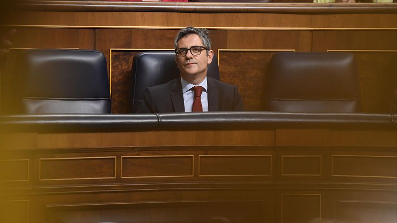 Interrupciones y reproches por los "titubeos": así fue el tenso interrogatorio del juez Peinado a Bolaños