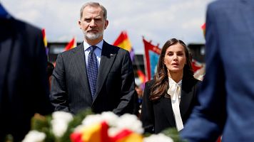 Los reyes rinden homenaje a los españoles de Mauthausen