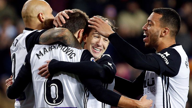 Vietto se luce y mete al Valencia en cuartos de la Copa