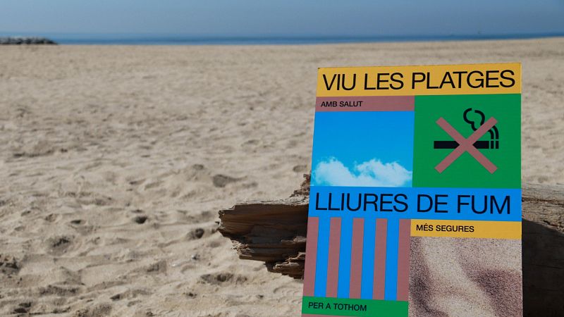 El litoral barceloní vol estar lliure de fum de cara al 2026