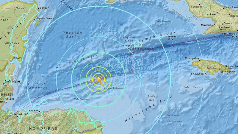 Un terremoto de 7,6 de magnitud sacude el Mar Caribe y provoca alerta de tsunami en toda la zona