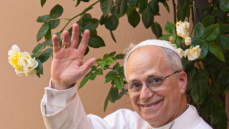 León XIV visita a sus antiguos compañeros agustinos en Roma: "Ha sido una visita muy familiar"