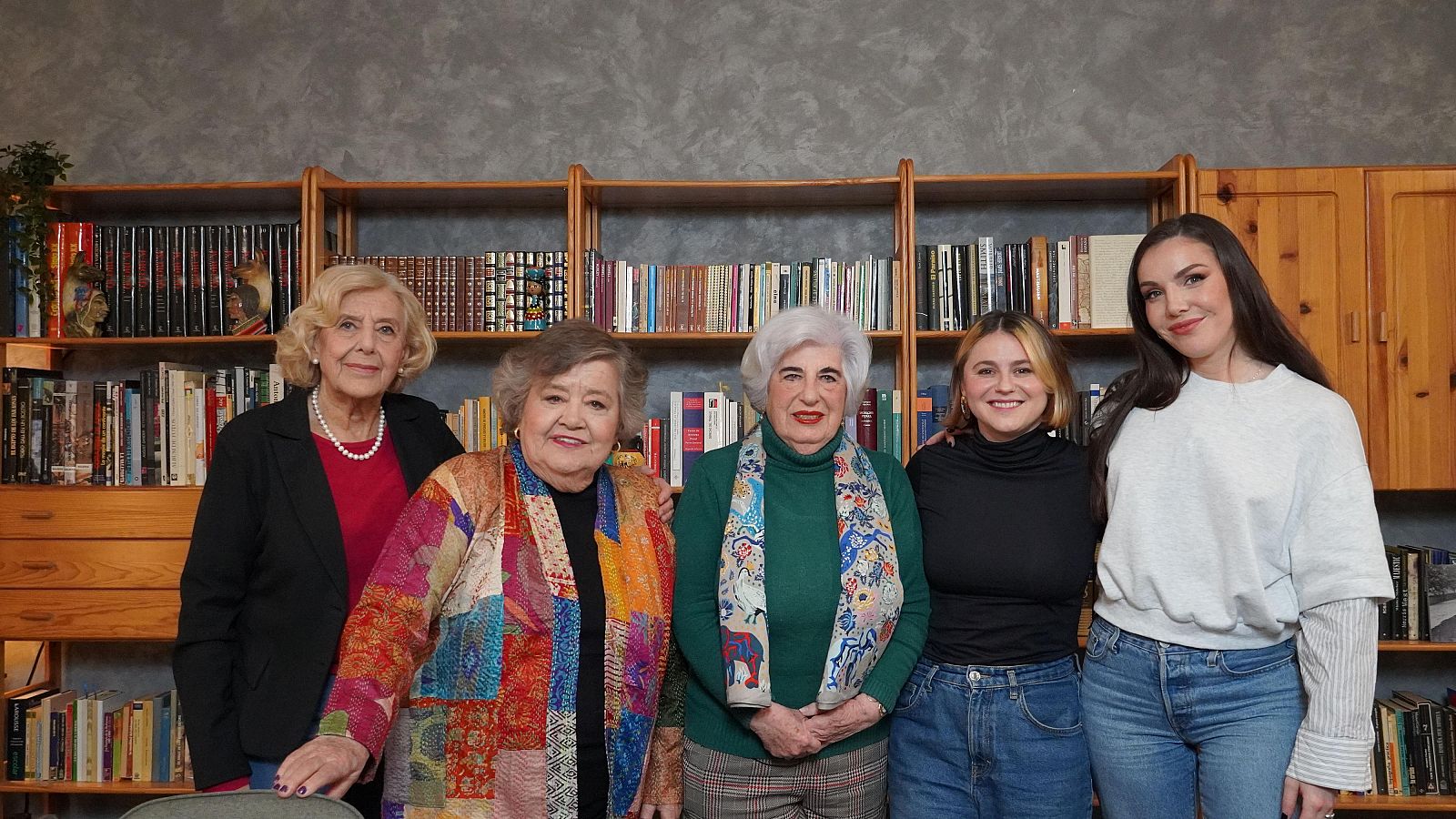 Las abogadas y compañía - Episodio 2: ¿Qué fue de la clase media y de mi piso? - Ver ahora