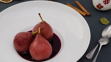Peras al vino