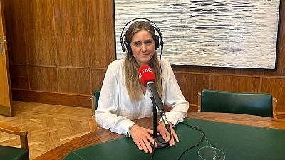 Sara Aagesen: "Poner el dedo en las renovables es simple técnicamente" - Escuchar ahora