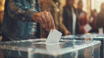 Especial informativo en el Canal 24 horas por las elecciones en Portugal y Rumana