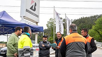 Los trabajadores de Bridgestone votan en referndum la propuesta definitiva de ERE de la empresa