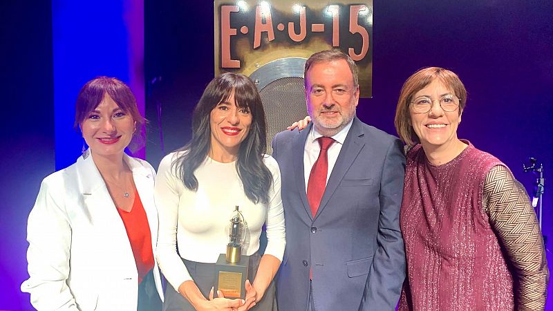 'Dones de la ràdio' rep el guardó 1924 dels Premis Ràdio Associació