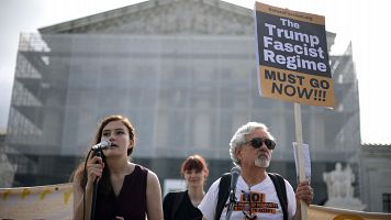 El Tribunal Supremo falla en contra de Trump y bloquea la ley que permite acelerar la deportacin de migrantes