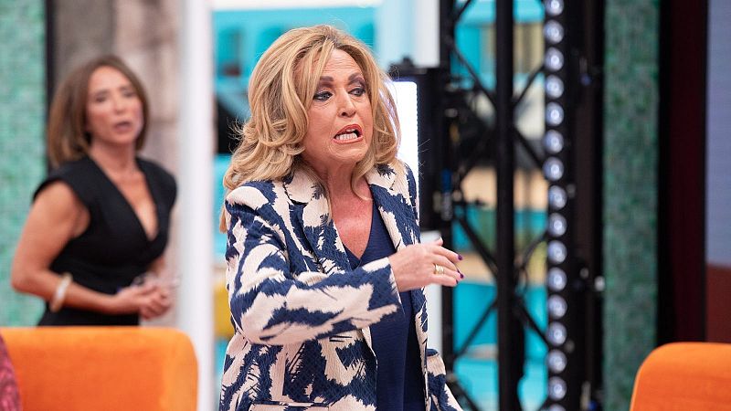 Tremenda bronca en 'La Familia de la Tele' en RTVE Play: Lydia y Laura Fa se lo dicen todo a la cara