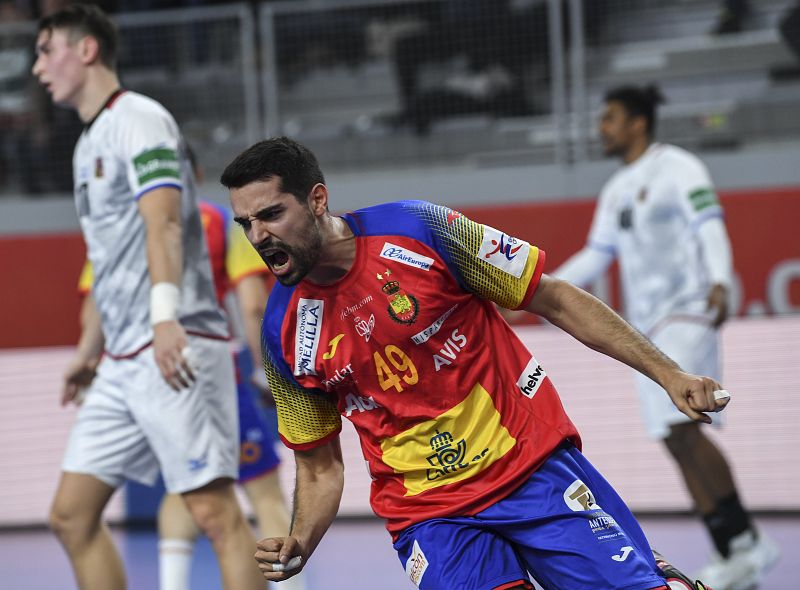 Los 'Hispanos' brillan en su debut ante República Checa