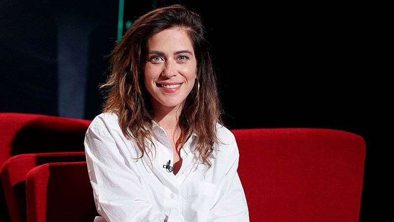La actriz María León visita 'Atención Obras'