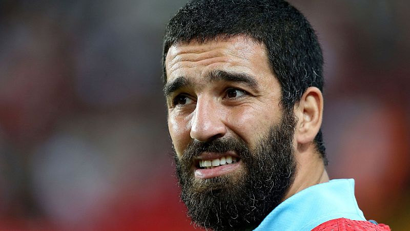 Arda Turan, cedido al Estambul Basaksehir turco