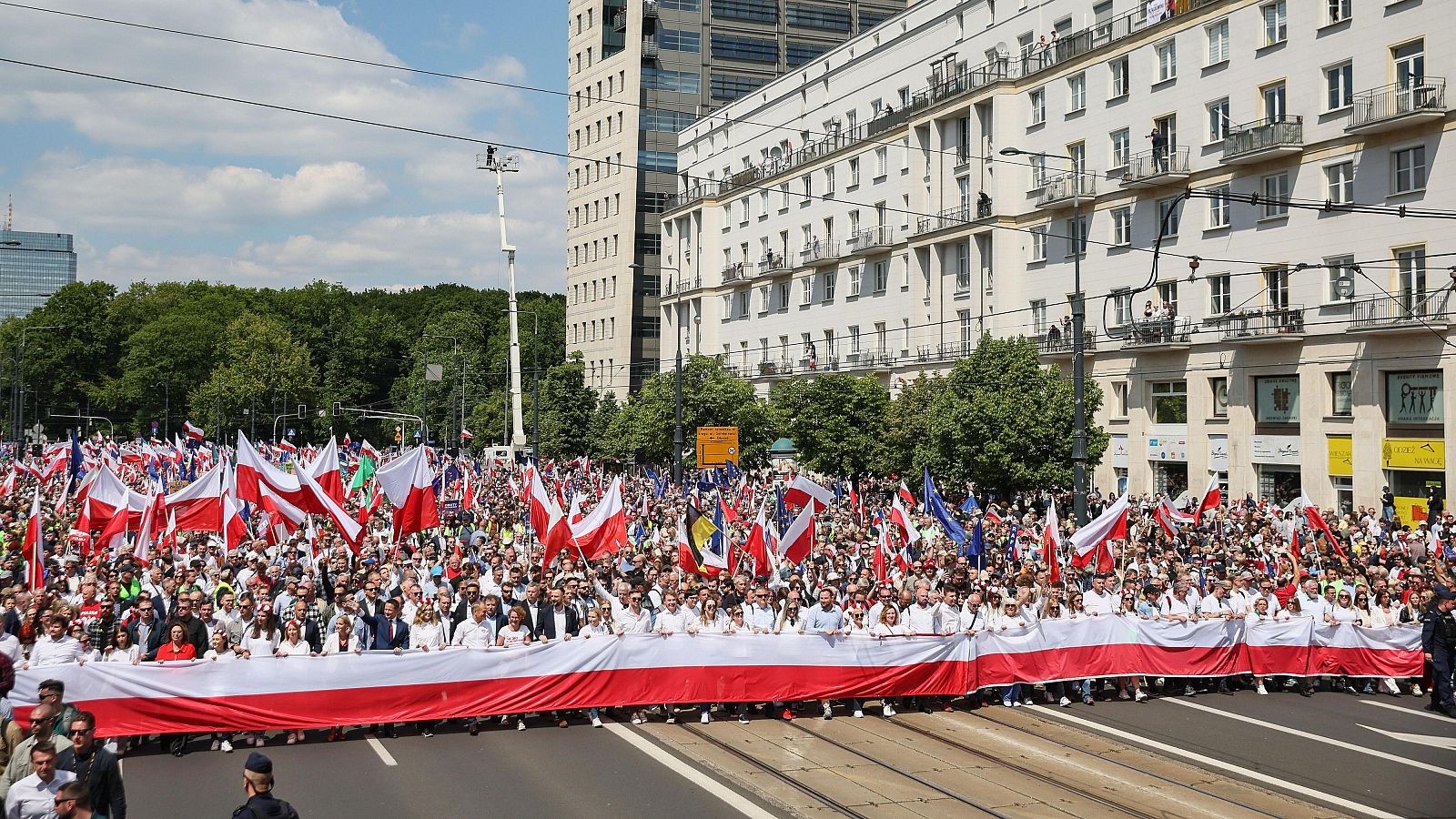 Marchas de los dos candidatos presidenciales en Polonia - Fin de semana 24h | Ver