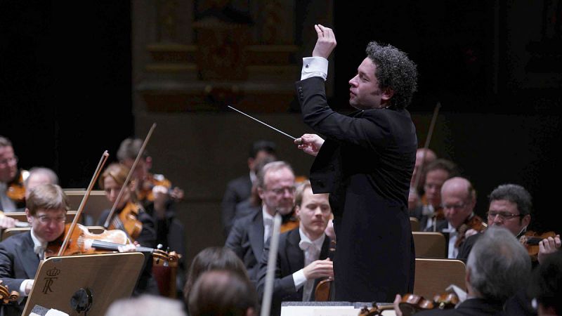 Dudamel brilla en su debut en el Real junto a la Filarmónica de Viena