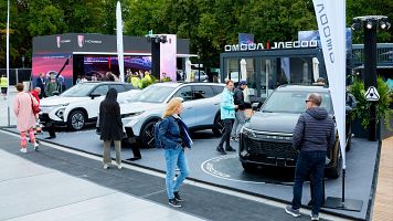 Las marcas chinas se hacen un hueco en el mercado automovilstico espaol y europeo: "Es la ambicin sin lmites"