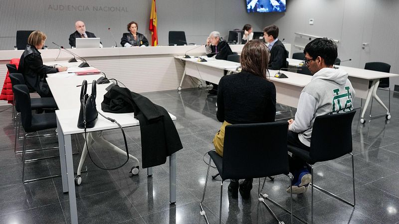Postales de un viaje de fin de curso: una broma que acab en la Audiencia Nacional