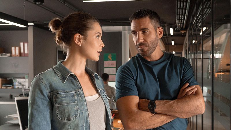 Nuevo y misterioso caso de asesinato en el segundo captulo de 'Weiss y Morales' Ya disponible!