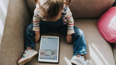 L'Entrellat - És possible apagar les pantalles sense crits? T'expliquem com aconseguir-ho! - L'Entrellat | Escoltar