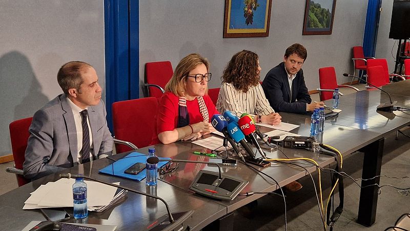 Dimite la consejera asturiana de Educación tras la multitudinaria manifestación del domingo