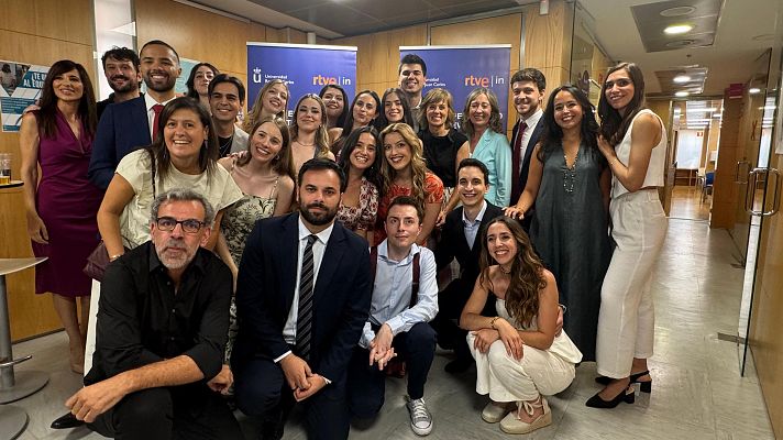 foto de grupo clausura Mster Periodismo TV