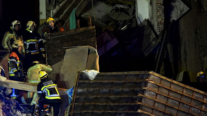 Al menos dos muertos y 14 heridos por la explosión de un edificio en Amberes