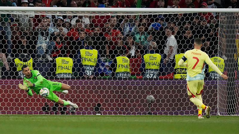 Portugal destrona a Espaa en la Nations League tras una fatdica tanda de penaltis