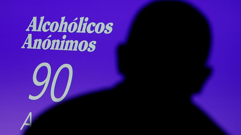 Alcohlicos Annimos celebra, con sobriedad y en femenino, noventa aos de vida: un tercio de sus miembros son mujeres