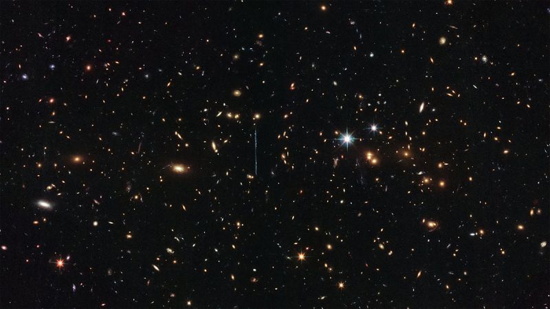 El telescopio Hubble descubre 'El Gordo', la mayor estructura conocida del universo