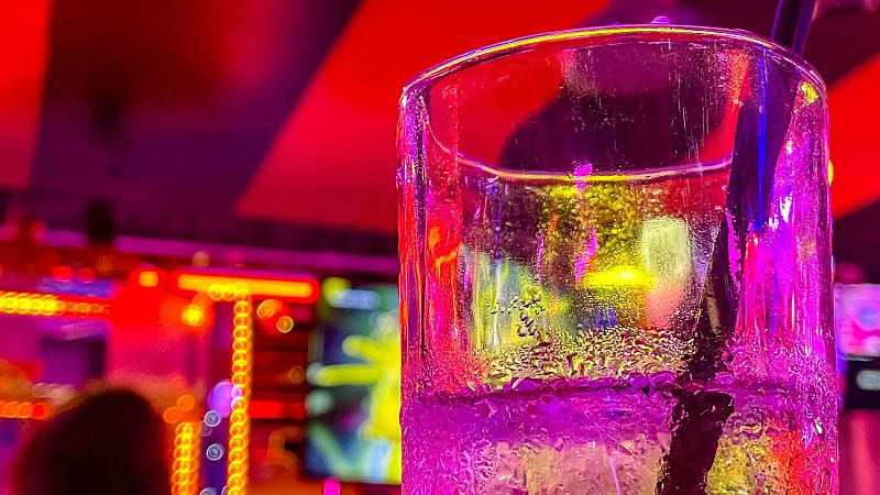 Siete de cada diez jóvenes han mantenido relaciones sexuales bajo los efectos del alcohol, a pesar de los riesgos