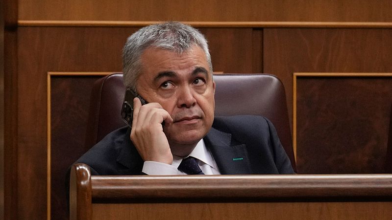El juez del caso Koldo ofrece a Santos Cerdán declarar voluntariamente al encontrar "consistentes indicios" contra él