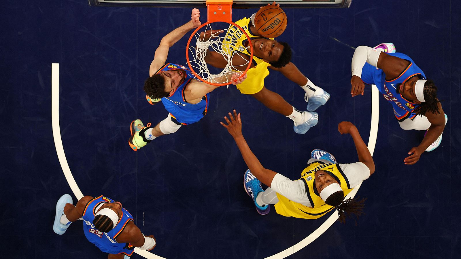 Indiana Pacers se anota el tercer partido y toma delantera en la lucha por el anillo