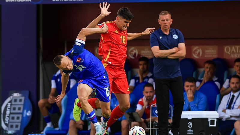 Gerard Martn abandona el Europeo con la sub-21 por una lesin en la mano derecha