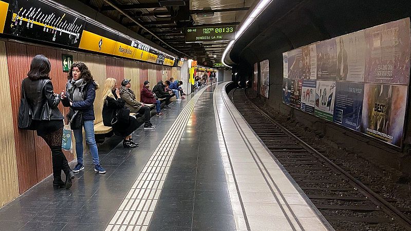 Talls a l'L4 i L11 del metro de Barcelona aquest estiu per obres de millora