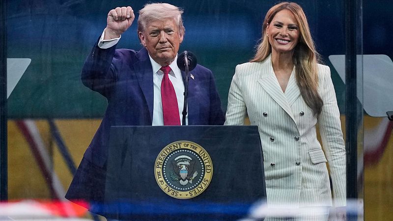 Trump celebra su cumpleaños con un gran desfile militar en Washington y miles de protestas en todo EE. UU.