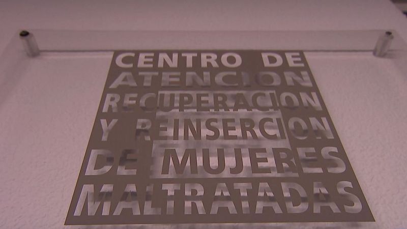 La Comunidad de Madrid asegura que llevó a la Fiscalía las quejas sobre el centro para víctimas de violencia de género