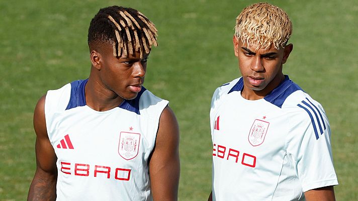 Nico y Lamine en un entrenamiento con la seleccin espaola.