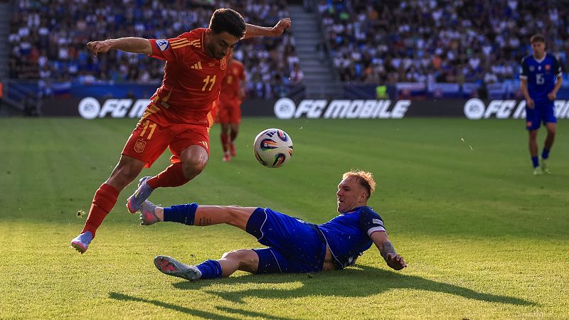 Espaa - Inglaterra, Europeo sub-21: Ral Moro, la revelacin