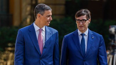 El presidente del Gobierno, Pedro Snchez, y el 'president' cataln, Salvador Illa, en la ltima Conferencia de Presidentes en Barcelona