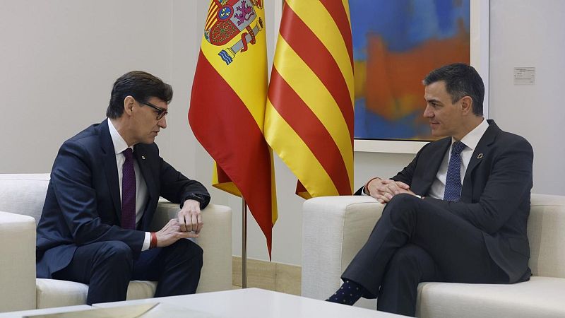Pedro Sánchez es reuneix d'urgència amb Salvador Illa a la Moncloa