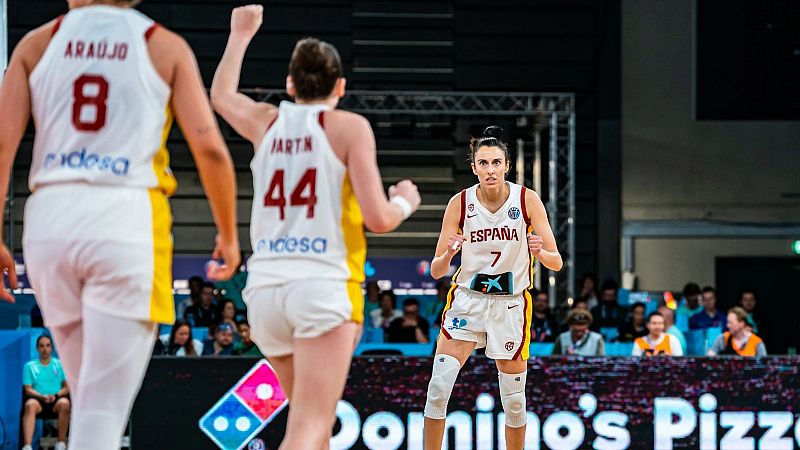 Espaa busca ser primera de grupo
