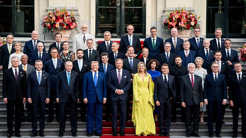 Trump dice que España "es un problema" con el gasto militar y filtra un chat en el que Rutte asegura que todos llegarán al 5%