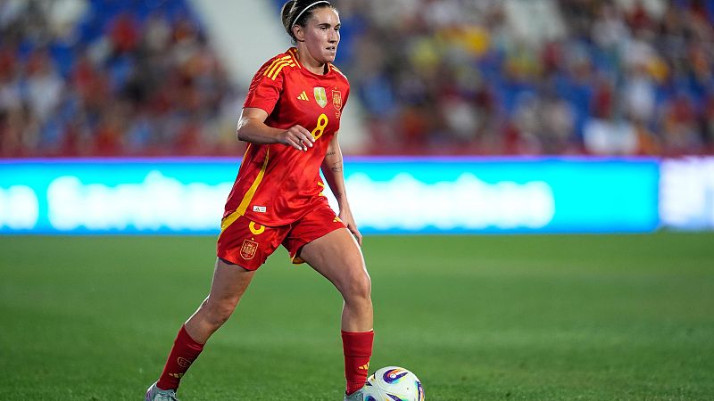 Mariona Caldentey busca derribar el último muro del fútbol español con el Balón de Oro en el horizonte