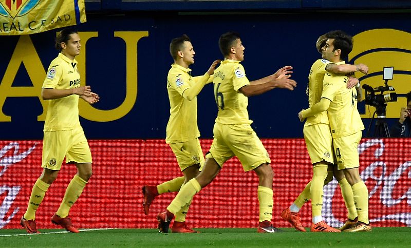 El Villarreal se impone a un Levante que apenas inquietó