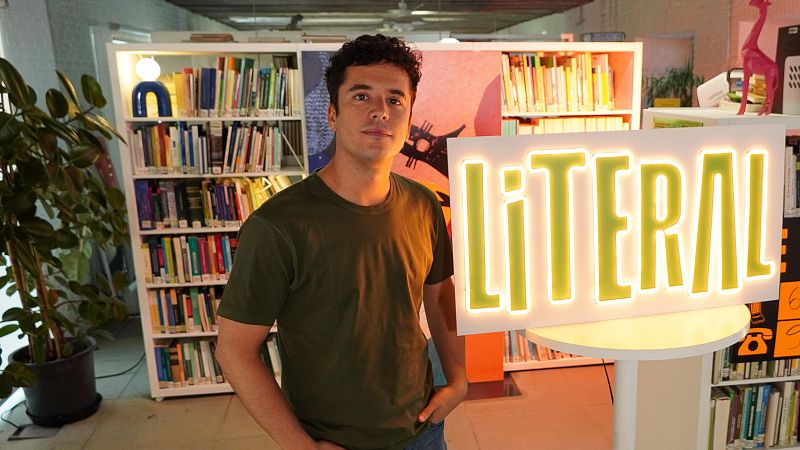 Quién es Emilio Doménech 'Nanísimo', el periodista que presenta ‘Literal’, el nuevo programa de Playz